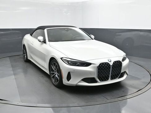 Used 2022 BMW 430i Convertible w/ Premium Package image 22