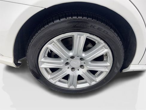 Used 2014 Mercedes-Benz E 350 Sedan image 80