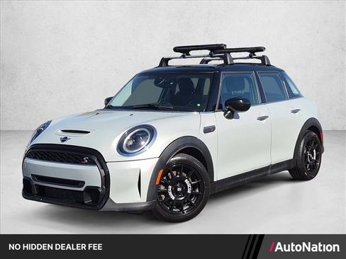 Used 2023 MINI Cooper S FWD image 1