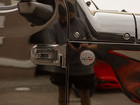 Used 2024 Jeep Wrangler Sport S image 93