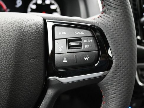 Used 2025 Honda Ridgeline Black Edition image 25