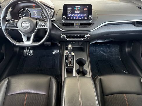 Used 2020 Nissan Altima 2.5 SR w/ Premium Package FWD image 14
