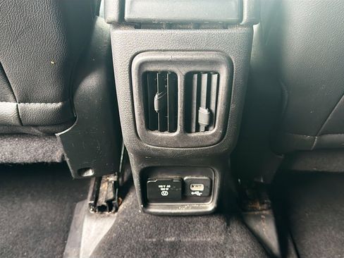 Used 2019 Jeep Compass Limited w/ Advanced Safety Group image 20