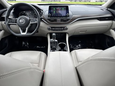 Used 2022 Nissan Altima 2.5 SL FWD image 19
