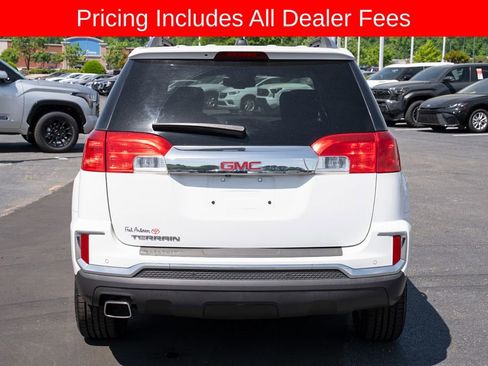 Used 2017 GMC Terrain SLT w/ Driver Alert Package I FWD image 4