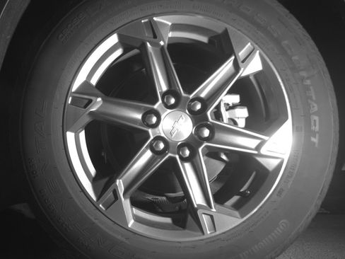 Used 2025 Chevrolet Blazer LT FWD image 14