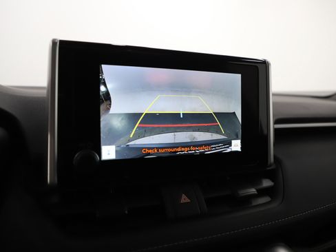 Used 2025 Toyota RAV4 XLE w/ Convenience Package image 23