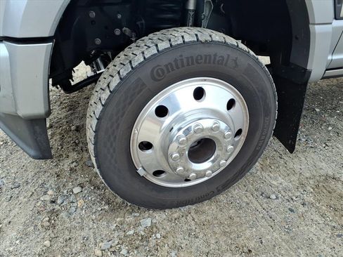 Used 2024 Ford F450 Limited w/ FX4 Off-Road Package image 7