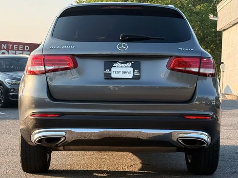 Used 2018 Mercedes-Benz GLC 300 4MATIC image 4