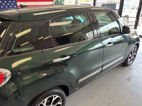 Used 2014 FIAT 500L Lounge FWD image 11
