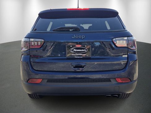 Used 2021 Jeep Compass Latitude image 6