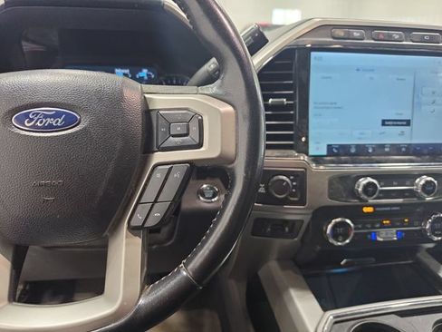 Used 2022 Ford F350 Lariat w/ Black Appearance Package AWD/4WD image 12