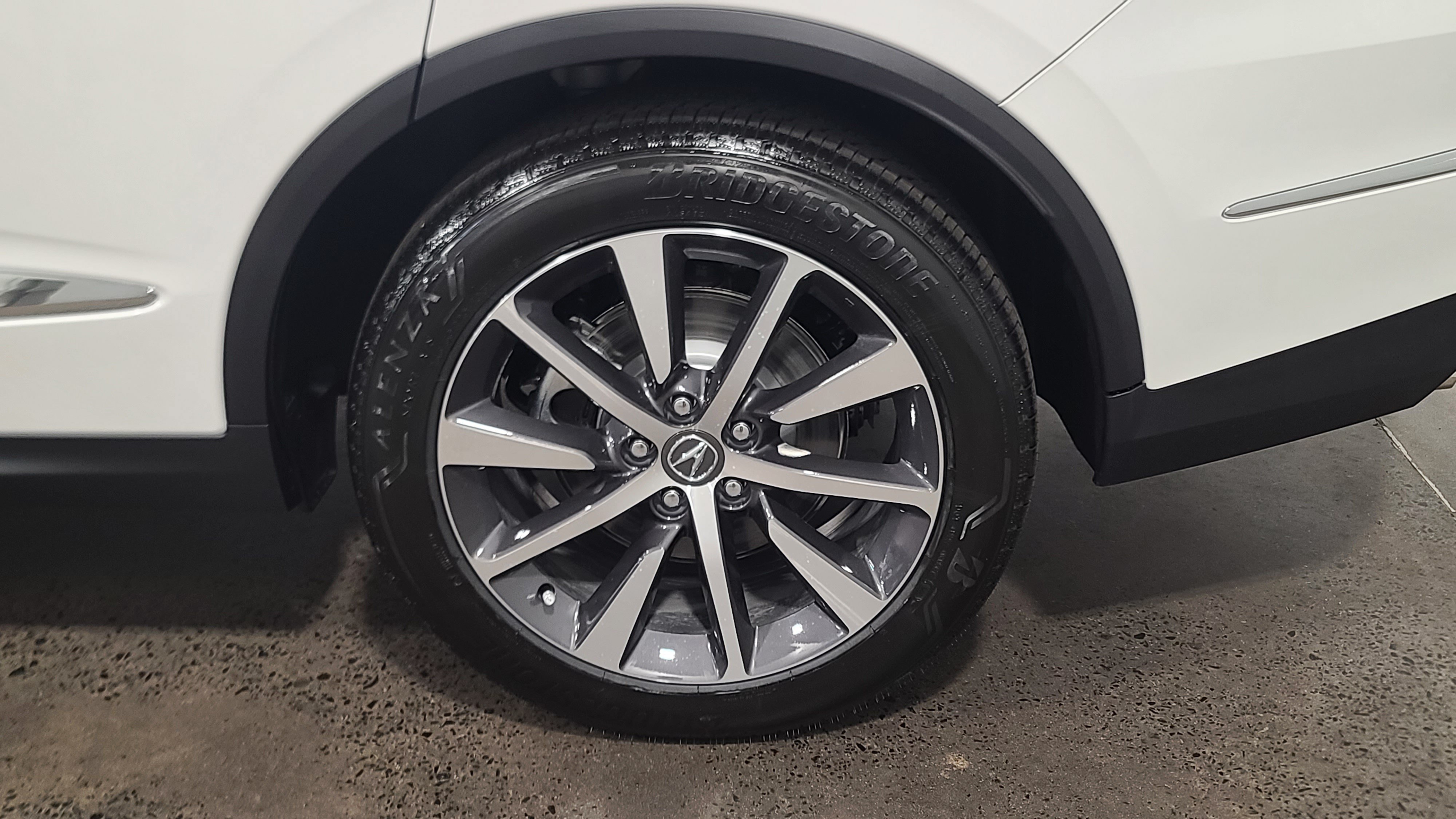 Used 2026 Acura MDX w/ Technology Package AWD/4WD image 14