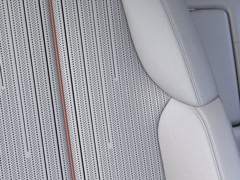 New 2026 Cadillac Vistiq Luxury image 21