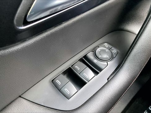 Used 2022 Chevrolet Blazer RS w/ Enhanced Convenience Package FWD image 35