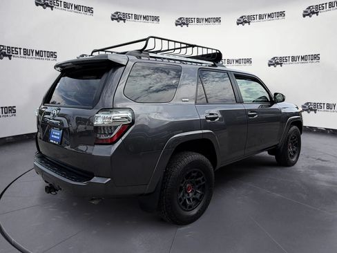 Used 2022 Toyota 4Runner SR5 w/ 4Runner Black Package (TMS) AWD/4WD image 8