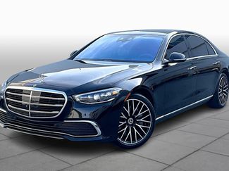Used 2023 Mercedes-Benz S 580 4MATIC Sedan video 1