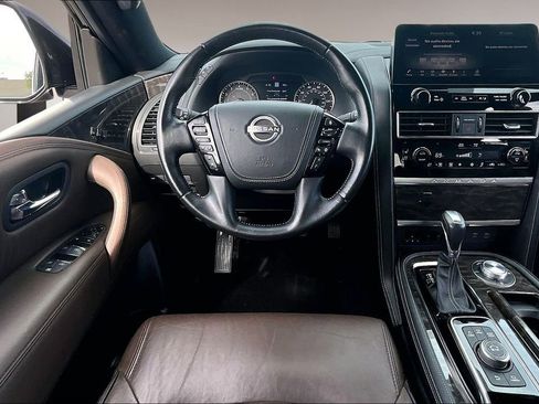 Used 2023 Nissan Armada Platinum w/ Captain's Chairs Package image 5