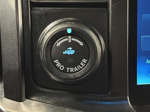 Used 2023 Ford F150 Lariat AWD/4WD image 34