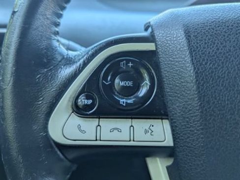 Used 2018 Toyota Prius Prime Advanced FWD image 23