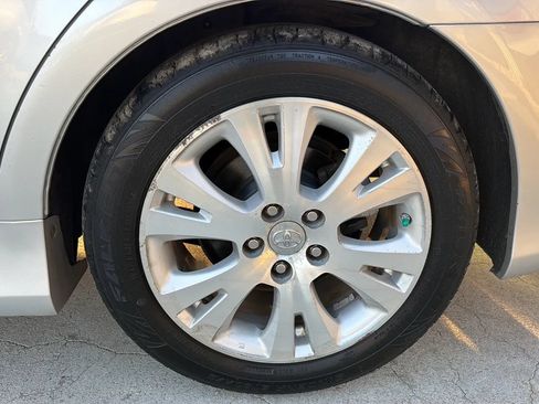 Used 2011 Toyota Avalon FWD image 34