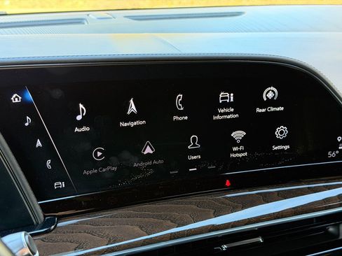 Used 2021 Cadillac Escalade Premium Luxury Platinum image 22