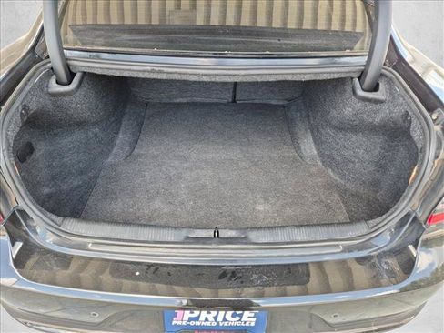 Used 2018 Dodge Charger R/T RWD image 6