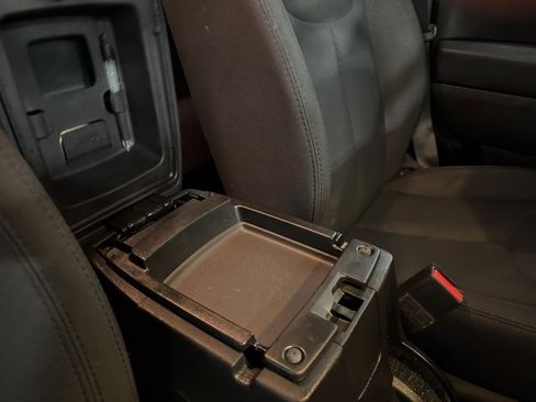 Used 2016 Jeep Wrangler Unlimited Sport w/ Quick Order Package 24S image 32