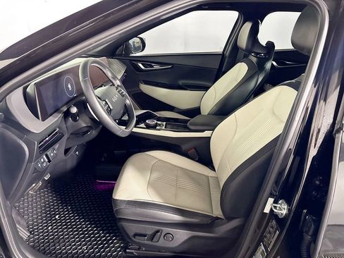 Certified 2023 Kia EV6 GT-Line w/ GT-Line White Seat Package AWD/4WD image 12