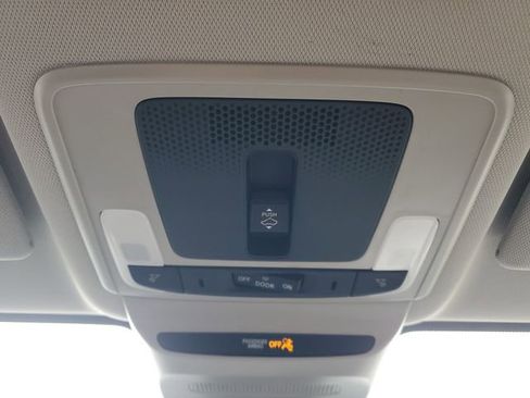 New 2026 Honda HR-V EX-L image 25