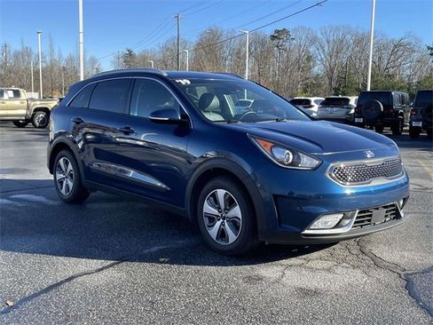 Used 2019 Kia Niro EX image 7