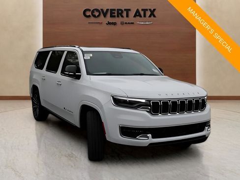 New 2025 Jeep Wagoneer L Series II AWD/4WD image 7