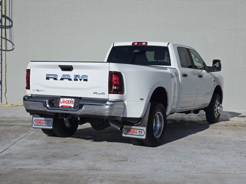 New 2026 RAM 3500 Lone Star AWD/4WD image 4