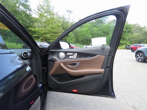 Used 2020 Mercedes-Benz E 350 4MATIC Sedan image 15