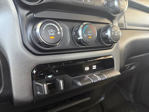 Used 2024 RAM 3500 Big Horn AWD/4WD image 20