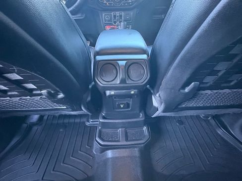 Used 2021 Jeep Wrangler Unlimited Rubicon w/ Trailer Tow Package image 26