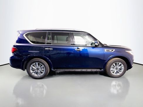 Used 2024 INFINITI QX80 Luxe image 11
