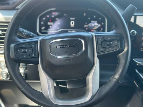 Used 2024 GMC Sierra 3500 Denali image 16