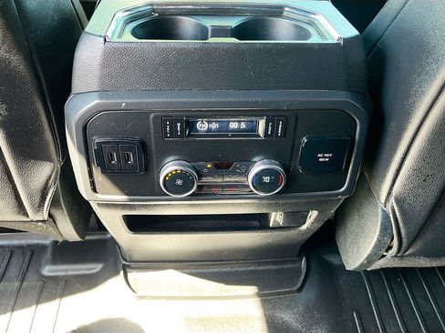 Used 2020 Ford Expedition Limited w/ Equipment Group 303A AWD/4WD image 27