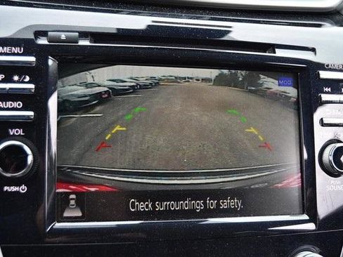 Used 2021 Nissan Murano Platinum w/ Cargo Package image 17