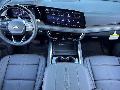 New 2026 Chevrolet Tahoe High Country AWD/4WD image 14