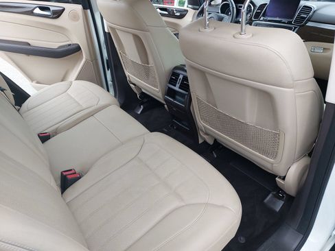 Used 2018 Mercedes-Benz GLE 350 4MATIC image 11
