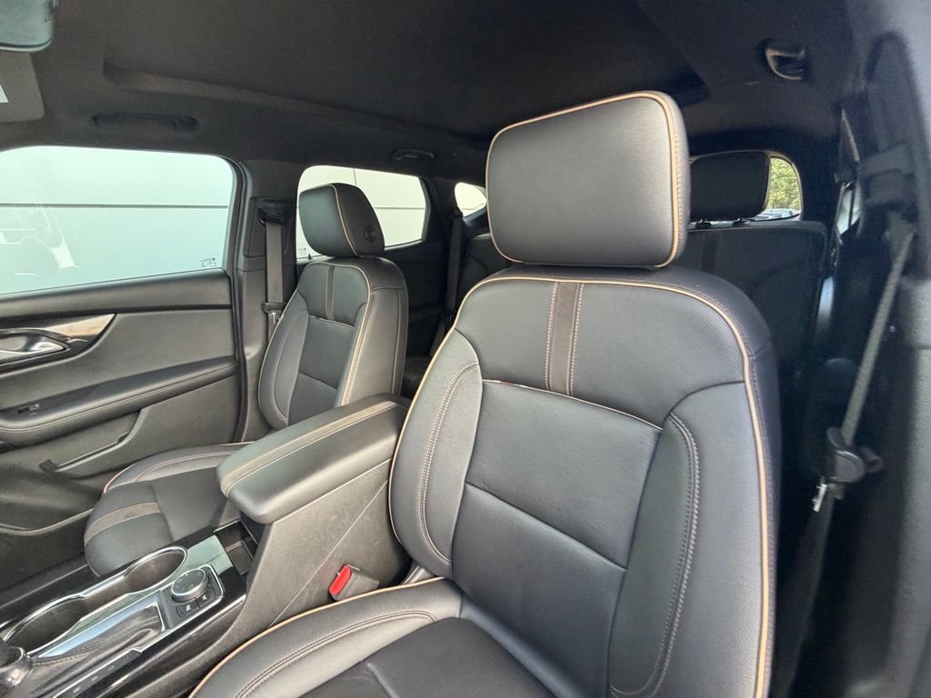 Used 2022 Chevrolet Blazer Premier w/ Enhanced Convenience Package AWD/4WD image 15