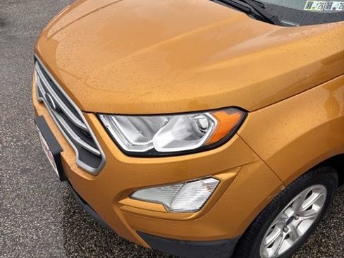 Used 2022 Ford EcoSport SE w/ SE Convenience Package image 9