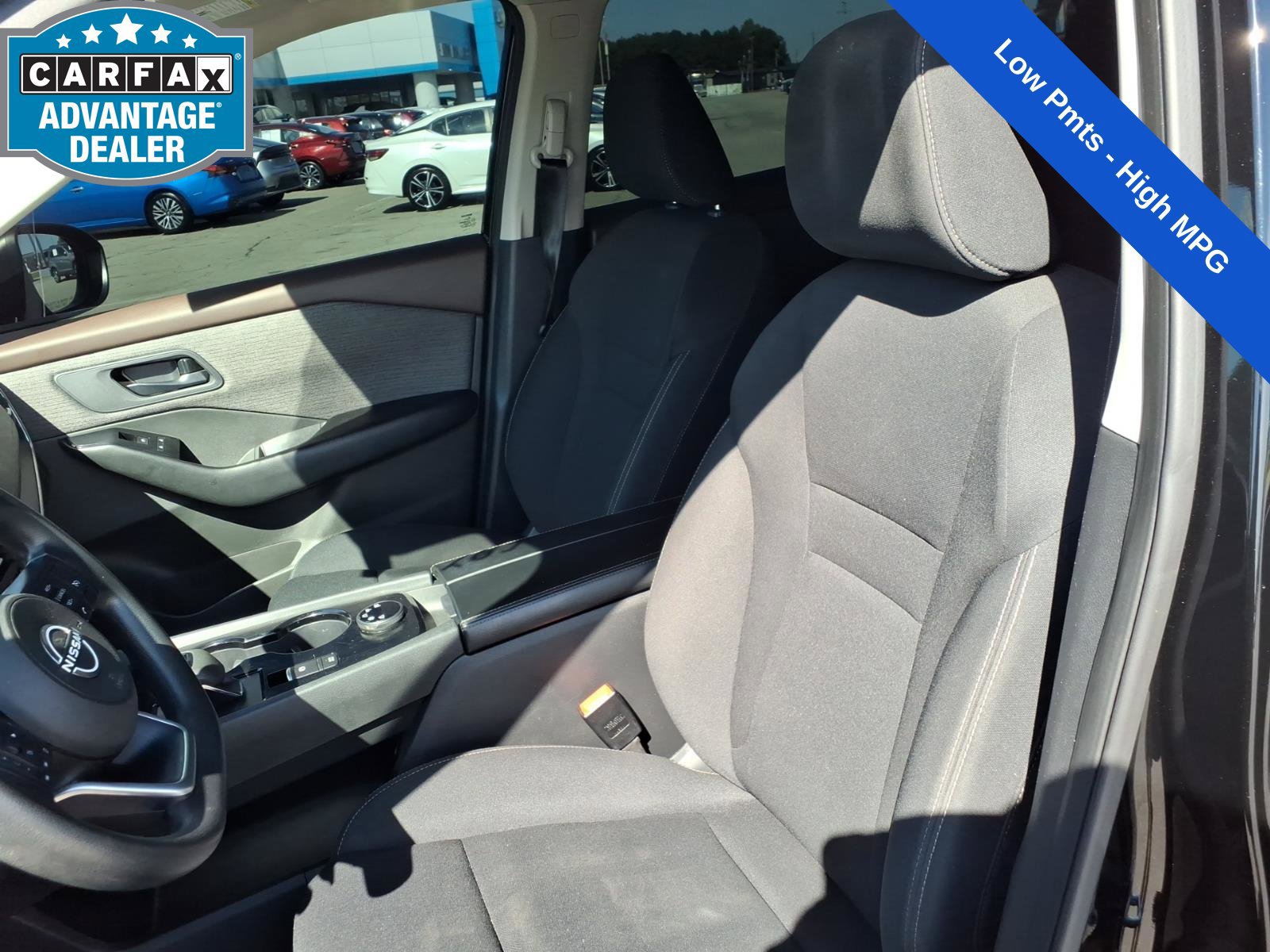 Used 2023 Nissan Rogue S AWD/4WD image 15