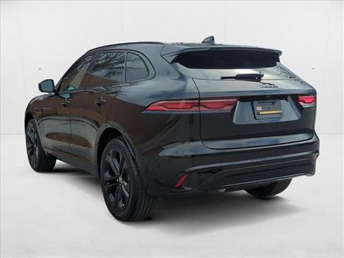 New 2025 Jaguar F-PACE R-Dynamic S image 12
