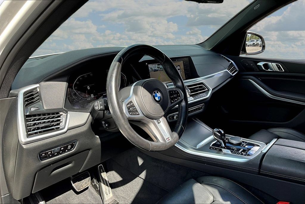 Used 2021 BMW X5 sDrive40i w/ M Sport Package RWD image 17
