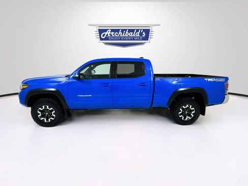 Used 2021 Toyota Tacoma TRD Off-Road AWD/4WD image 5