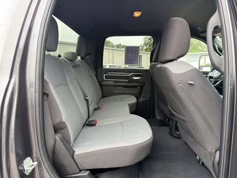 Used 2024 RAM 2500 Big Horn AWD/4WD image 26