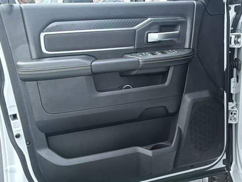 New 2026 RAM 2500 Big Horn AWD/4WD image 22